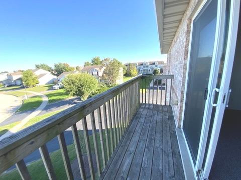 565 N Strack St #301, Cortland, IL 60112 photo 4
