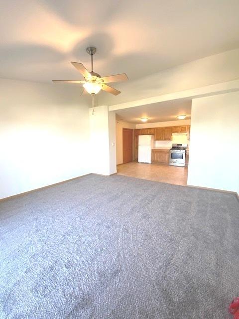 565 N Strack St #301, Cortland, IL 60112 photo 7