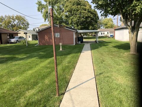 148 E 3rd St, Oglesby, IL 61348 photo 2