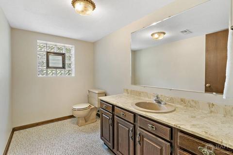 524 S Cherry St, Itasca, IL 60143 photo 17