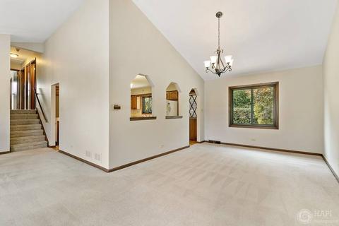 524 S Cherry St, Itasca, IL 60143 photo 4