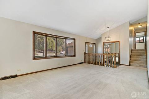 524 S Cherry St, Itasca, IL 60143 photo 3