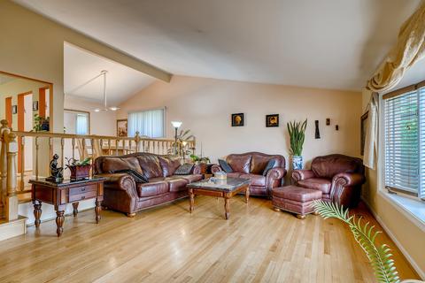 1806 E Boulder Dr, Mount Prospect, IL 60056 photo 7