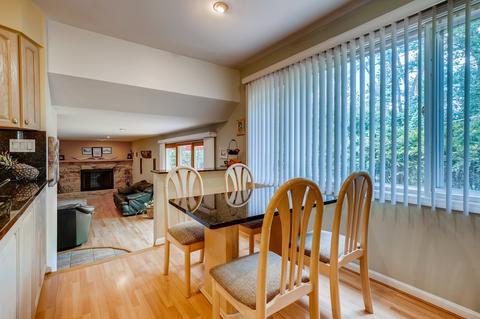 1806 E Boulder Dr, Mount Prospect, IL 60056 photo 13