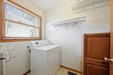 301 Chippewa Dr, Minooka, IL 60447 photo 12
