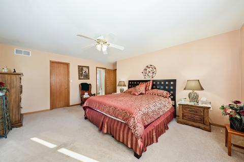 301 Chippewa Dr, Minooka, IL 60447 photo 13
