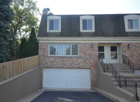727 Elder Ln, Deerfield, IL 60015 photo 2