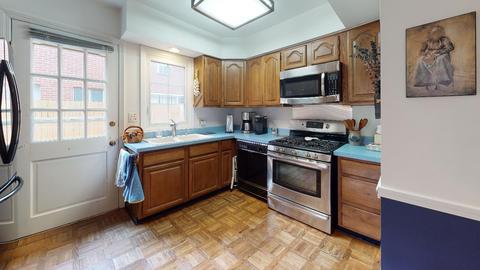 727 Elder Ln, Deerfield, IL 60015 photo 3