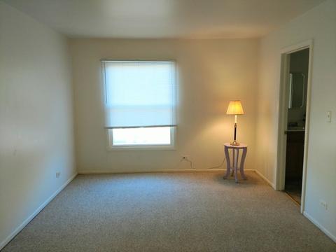 1979 Dunmore Pl, Hoffman Estates, IL 60169 photo 11