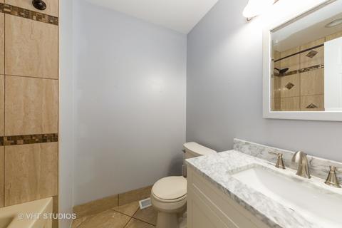 653 Suzanne St, Gilberts, IL 60136 photo 11