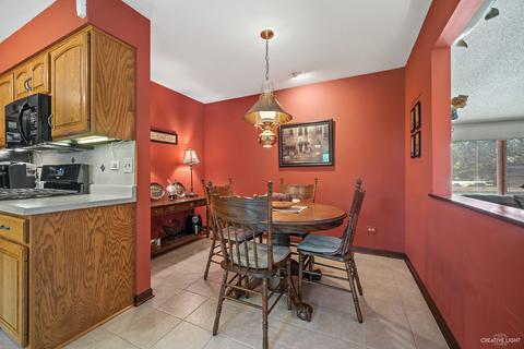 38 W265 Trails End, Elgin, IL 60124 photo 15