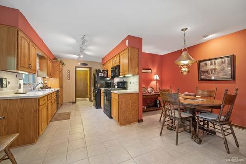 38 W265 Trails End, Elgin, IL 60124 photo 14