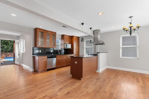 1969 Pine St, Des Plaines, IL 60018 photo 7