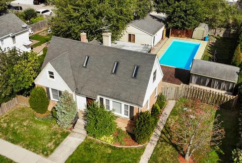 1969 Pine St, Des Plaines, IL 60018 photo 1