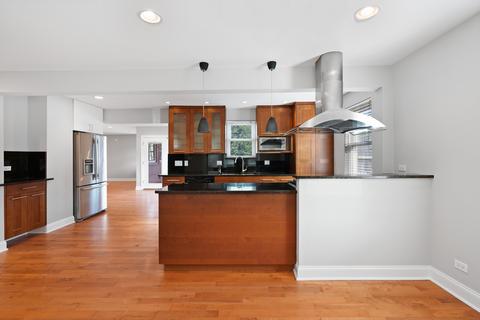 1969 Pine St, Des Plaines, IL 60018 photo 9