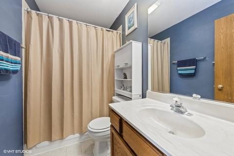 3320 Chestnut Dr, Mchenry, IL 60051 photo 13