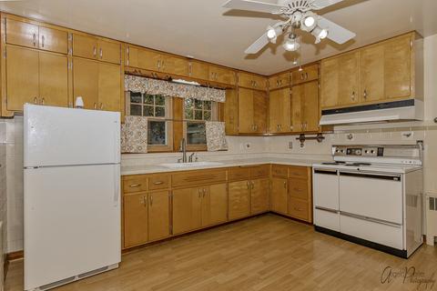3002 Mary Ln, Mchenry, IL 60051 photo 9