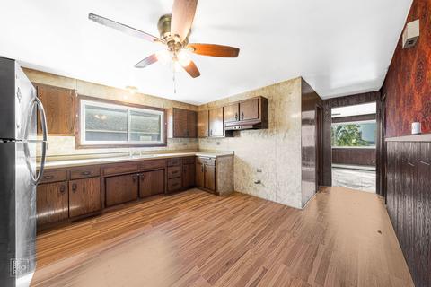 7546 W 62nd St, Summit, IL 60501 photo 8