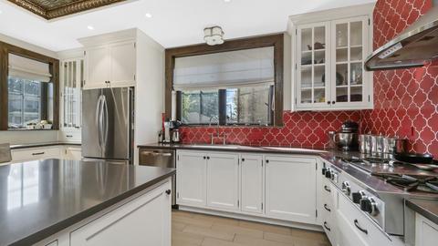 5501 W Cullom Ave, Chicago, IL 60641 photo 14
