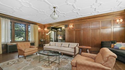 5501 W Cullom Ave, Chicago, IL 60641 photo 3