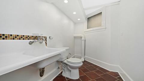 5501 W Cullom Ave, Chicago, IL 60641 photo 28