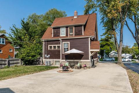 819 Rose Ave, Des Plaines, IL 60016 photo 13