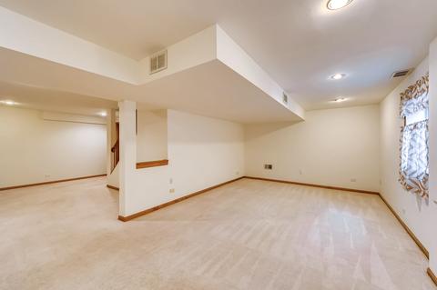 5204 Elliott Dr, Hoffman Estates, IL 60192 photo 23