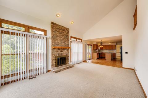 5204 Elliott Dr, Hoffman Estates, IL 60192 photo 13
