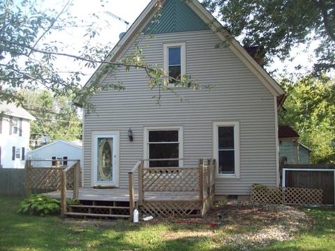 303 Mcdonald St, Walnut, IL 61376 photo 1