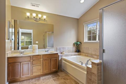 329 Alpine Dr, Gilberts, IL 60136 photo 18
