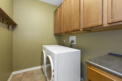 329 Alpine Dr, Gilberts, IL 60136 photo 13
