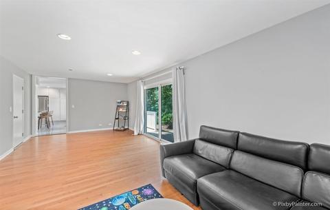 160 Gromer Rd, Elgin, IL 60120 photo 11