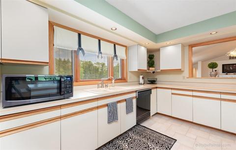 11675 Olson Rd, Belvidere, IL 61008 photo 10