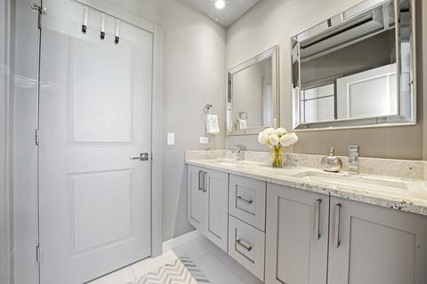 539 E 41st St, Chicago, IL 60653 photo 28