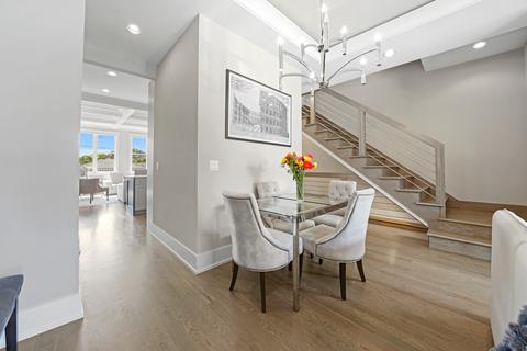 539 E 41st St, Chicago, IL 60653 photo 8
