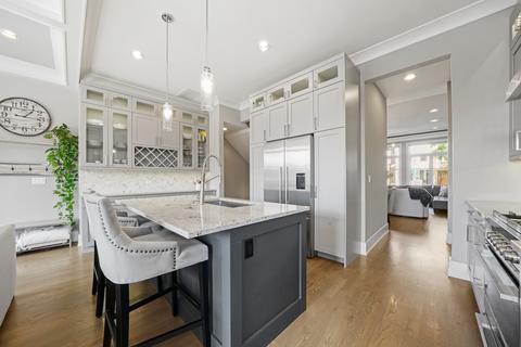 539 E 41st St, Chicago, IL 60653 photo 10