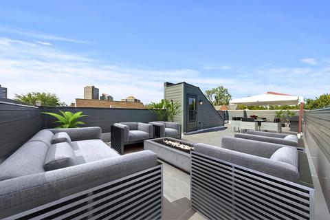 539 E 41st St, Chicago, IL 60653 photo 37