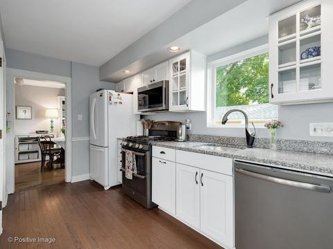 1020 Garner Ave, Wheaton, IL 60187 photo 5