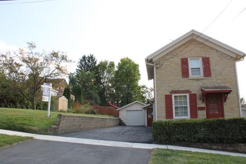 117 E 14th St, Lockport, IL 60441 photo 2