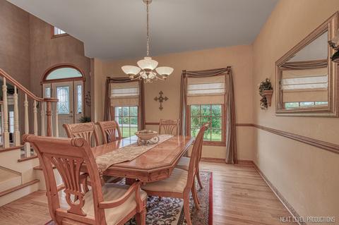 2018 Devonshire Ct, Oswego, IL 60543 photo 10