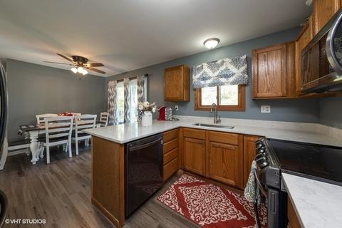 217 E North St, Plano, IL 60545 photo 9