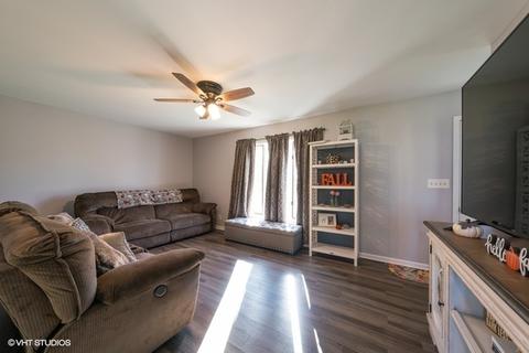 217 E North St, Plano, IL 60545 photo 4
