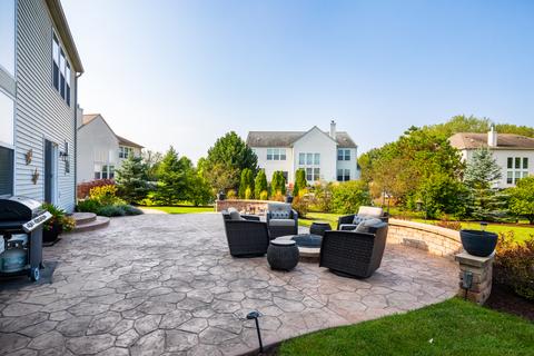 12414 Blue Iris Ln, Plainfield, IL 60585 photo 4