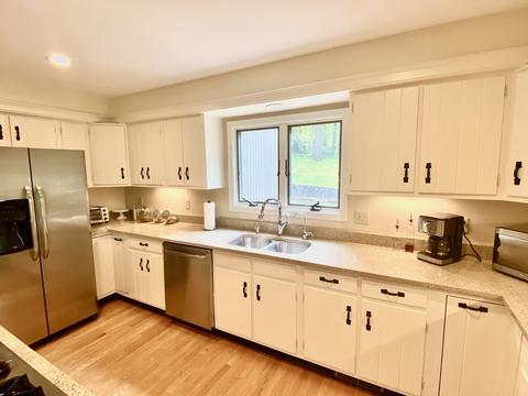 711 Highcrest Rd, Dixon, IL 61021 photo 7