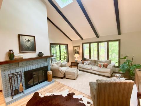711 Highcrest Rd, Dixon, IL 61021 photo 9