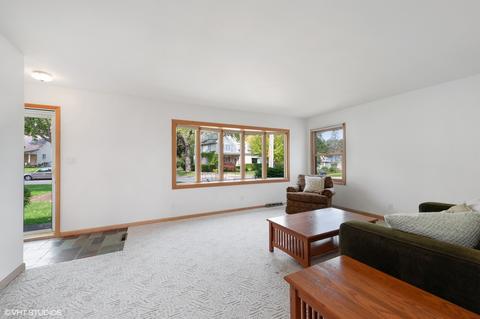 1620 Park St, Mchenry, IL 60050 photo 2