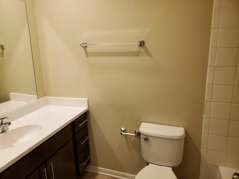 300 Westview St, Hoffman Estates, IL 60169 photo 12