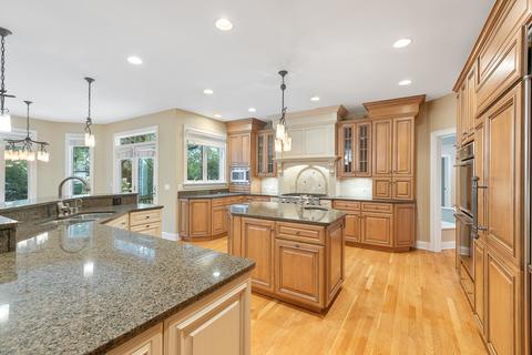1717 E Prairie Ave, Wheaton, IL 60187 photo 9