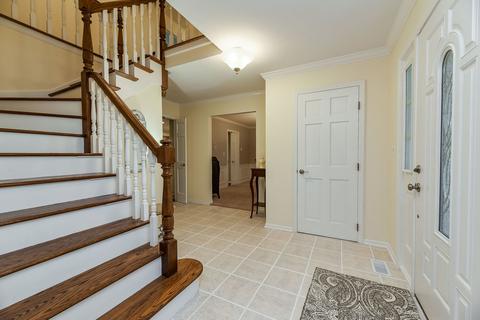 1943 Buckingham Dr, Wheaton, IL 60189 photo 4