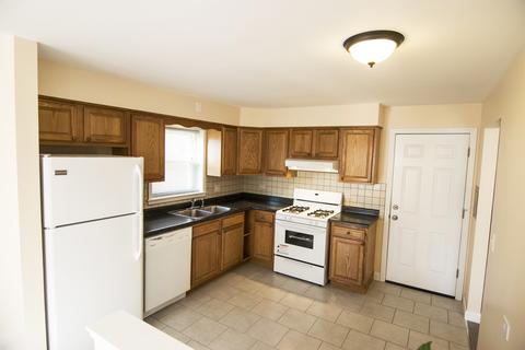 660 Beau Ct, Des Plaines, IL 60016 photo 12